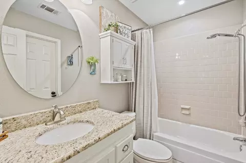 Bath - 524 Post Oak Rd, Grapevine, TX 76051 photo 5 of 5