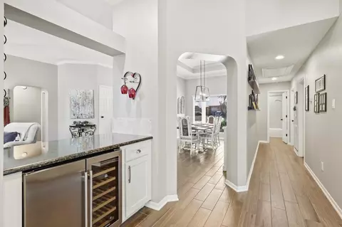 Entry Way - 524 Post Oak Rd, Grapevine, TX 76051 photo 6 of 6