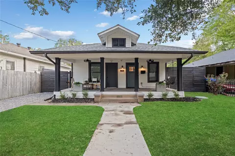 714 Melba St, Dallas, TX 75208