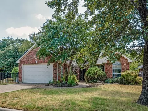607 Biscayne Dr, Mansfield, TX 76063