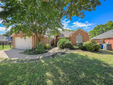 607 Biscayne Dr, Mansfield, TX 76063