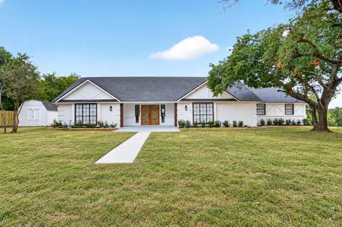 111 Woodcrest St, Weatherford, TX 76087