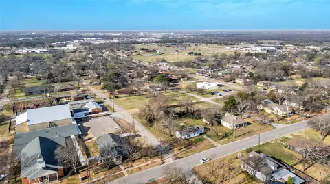 View/Area - 901 Johnson St, Terrell, TX 75160 photo 3 of 3