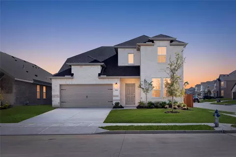 904 Dewy Lake Pl, Lavon, TX 75166
