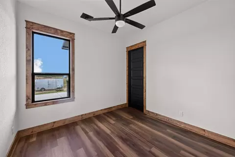 Bedroom - 1091 Barton Ranch Rd, Nemo, TX 76070 photo 6 of 8
