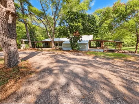 8219 Pecan Cir, Lone Oak, TX 75453