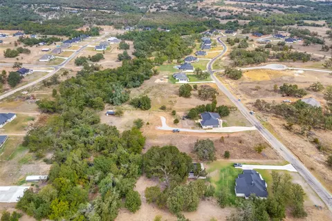 1113 Gonzollas Rd, Springtown, TX 76082 photo 5