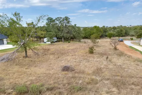1113 Gonzollas Rd, Springtown, TX 76082 photo 2