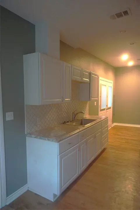 Kitchen - 127 E Hull St, Denison, TX 75021 photo 4 of 5