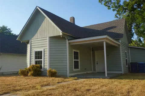 Exterior - 127 E Hull St, Denison, TX 75021 photo 3 of 3