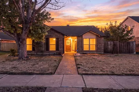 4128 Newton St, The Colony, TX 75056