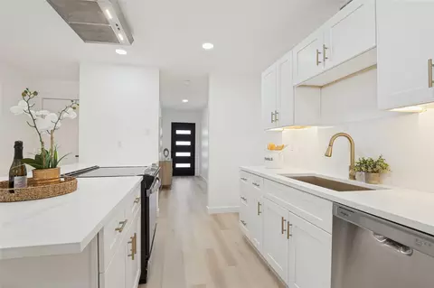 5208 Knox Dr, The Colony, TX 75056