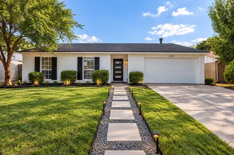5208 Knox Dr, The Colony, TX 75056