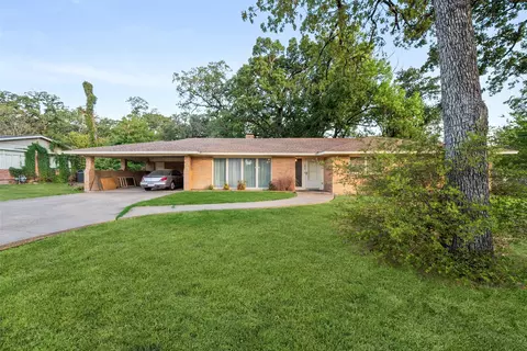 1412 Oaklawn Dr, Corsicana, TX 75110