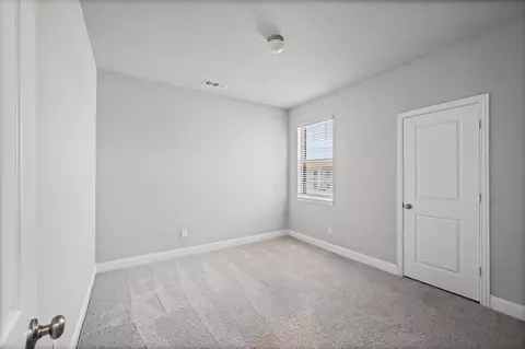 Bedroom - 905 Suma Dr, Euless, TX 76040 photo 1 of 7