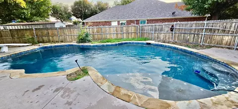 8417 Rock Canyon Ct, Fort Worth, TX 76123