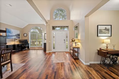 Entry Way - 3202 Harbor Pointe Dr, Rowlett, TX 75088 photo 1 of 2