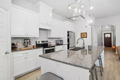 Kitchen - 952 Sam St, Springtown, TX 76082 photo 5 of 5