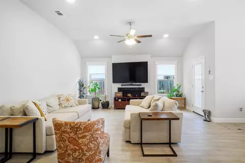 Other - 952 Sam St, Springtown, TX 76082 photo 1 of 8