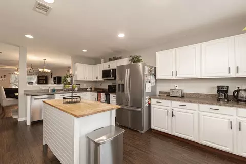 417 Azalea Dr, Rockwall, TX 75087