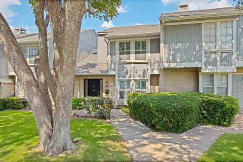 7621 Woodthrush Dr #18, Dallas, TX 75230