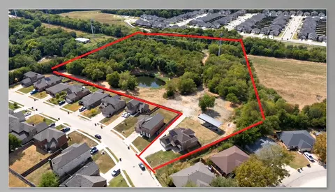 240 Teakwood Dr, Princeton, TX 75407
