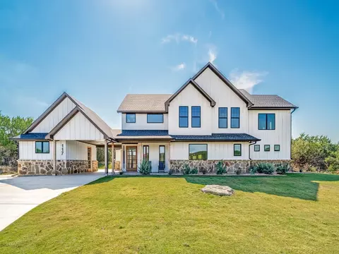 117 Bald Eagle Ct, Graford, TX 76449