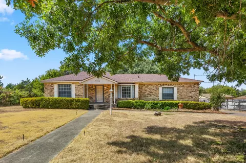 7235 Vecino Dr, Dallas, TX 75241