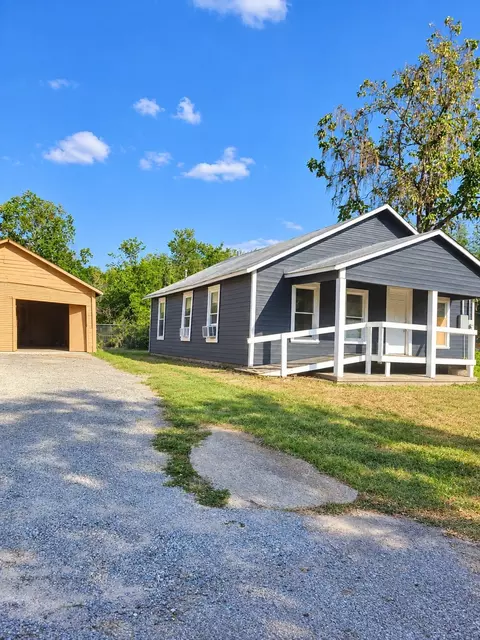 4111 Roberts St, Greenville, TX 75401