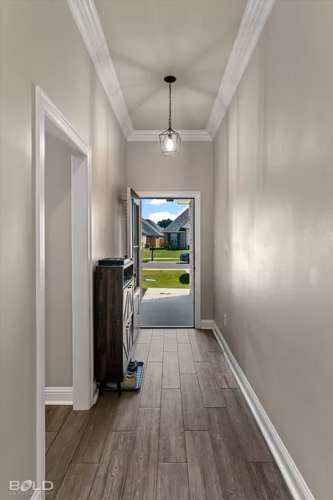 Entry Way - 124 Brimestone Loop, Benton, LA 71006 photo 1 of 2