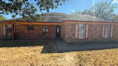 700 Becky Ln, Kaufman, TX 75142