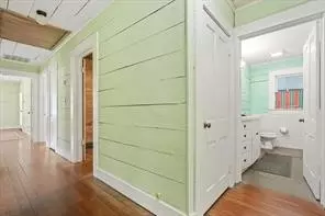 Entry Way - 708 E Pine St, Edgewood, TX 75117 photo 4 of 4