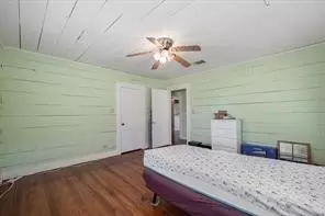 Bedroom - 708 E Pine St, Edgewood, TX 75117 photo 2 of 2