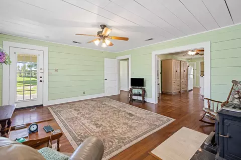 Other - 708 E Pine St, Edgewood, TX 75117 photo 2 of 10