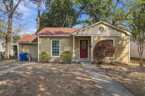 1524 Maplewood Ave, Corsicana, TX 75110