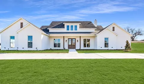 151 Tres Vistas Ct, Cresson, TX 76035