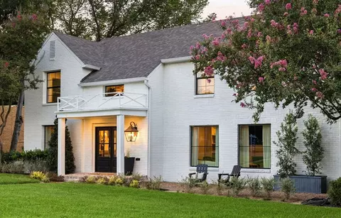 6839 Gaston Ave, Dallas, TX 75214