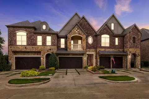 2809 Creekway Dr, Carrollton, TX 75010
