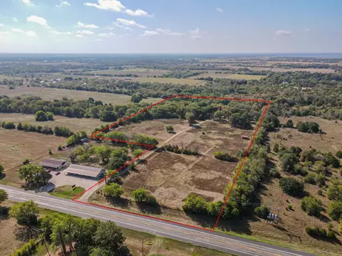 7263 Hwy 276, Point, TX 75472 photo 2
