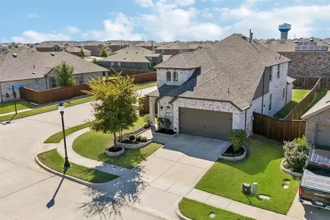 1408 Gelding Dr, Aubrey, TX 76227