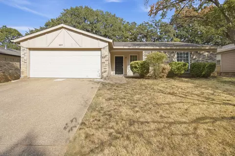 4807 Crestmont Ct, Arlington, TX 76017
