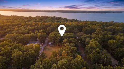 2225 Hillcrest Cir, Gordonville, TX 76245