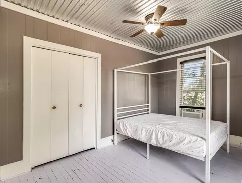 Bedroom - 112 W Hackberry St, Malone, TX 76660 photo 4 of 8