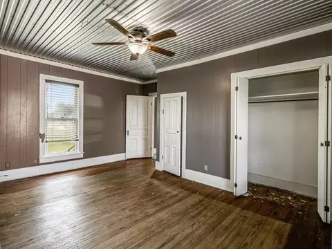 Bedroom - 112 W Hackberry St, Malone, TX 76660 photo 6 of 8