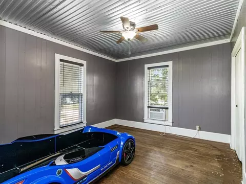 Bedroom - 112 W Hackberry St, Malone, TX 76660 photo 7 of 8