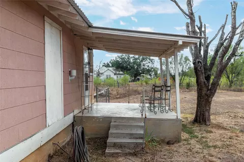 Exterior - 408 S 4th St, Bangs, TX 76823 photo 3 of 13