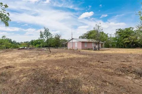 Exterior - 408 S 4th St, Bangs, TX 76823 photo 6 of 13