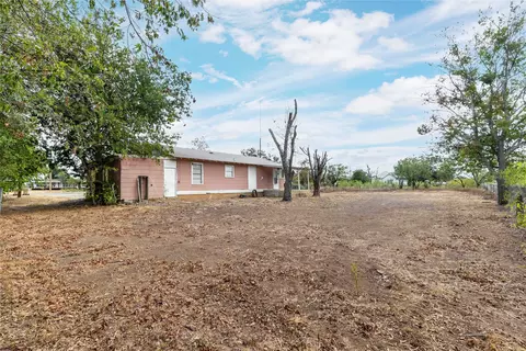 Exterior - 408 S 4th St, Bangs, TX 76823 photo 8 of 13