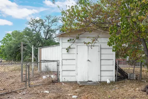 Other - 408 S 4th St, Bangs, TX 76823 photo 2 of 5