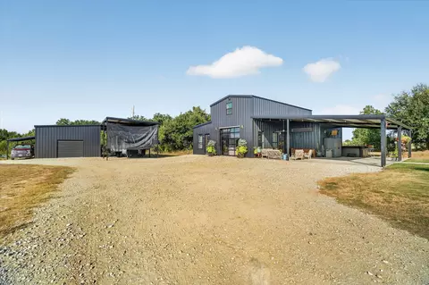 9011 Mcarthur Ct, Tolar, TX 76476